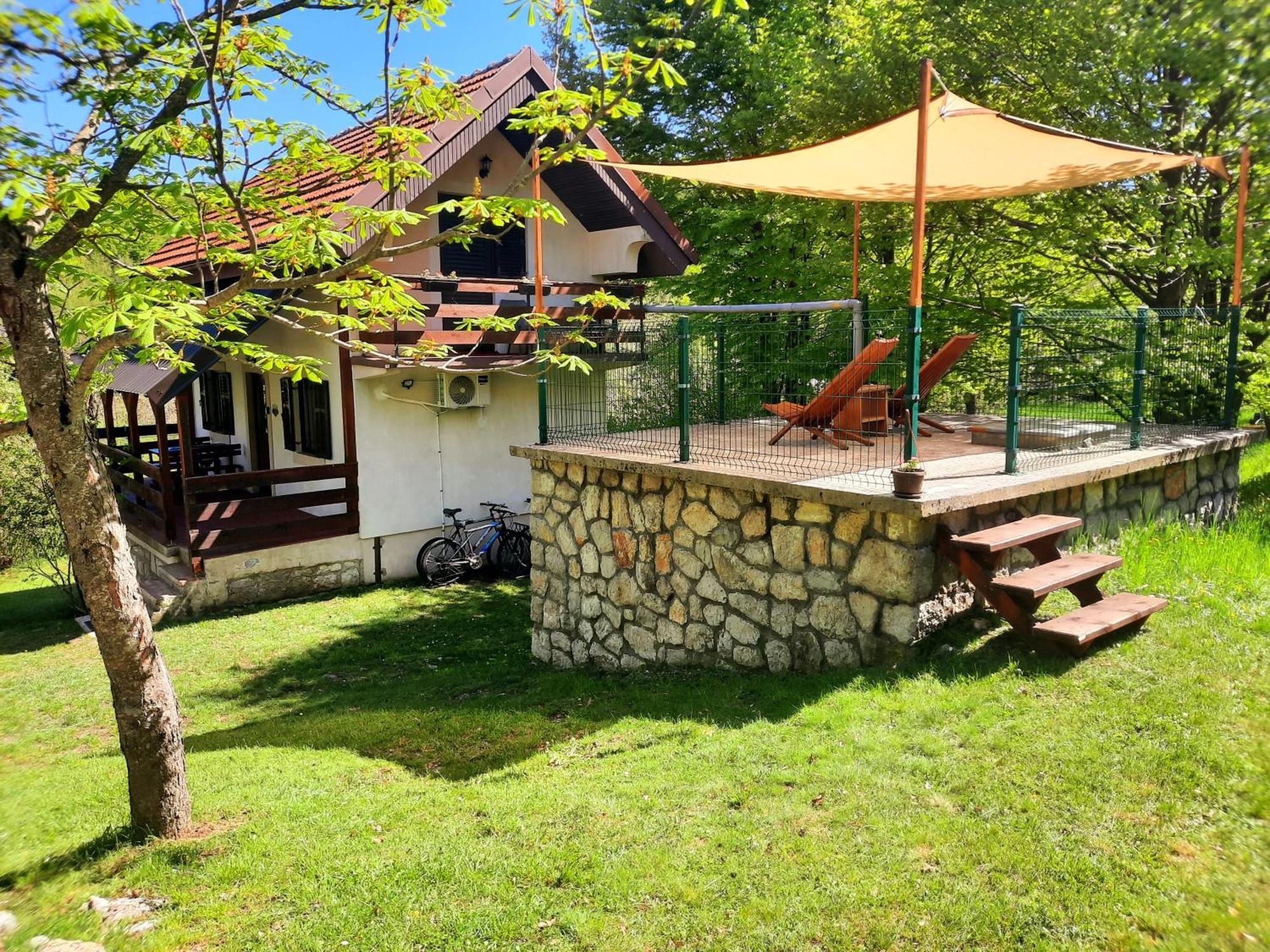 Villa Lovcen4Me Cetinje Exterior foto